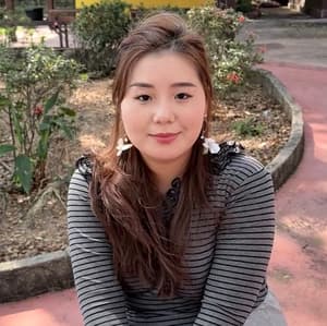 Huiying Jiang portrait